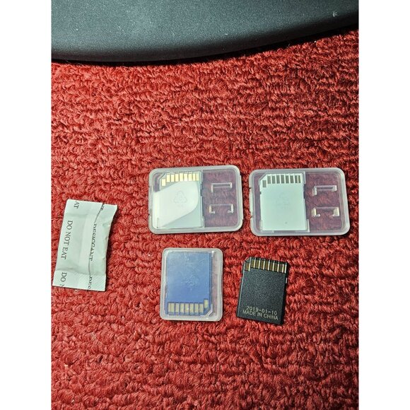Pack of -4 SD Cards - Picture 4 of 7